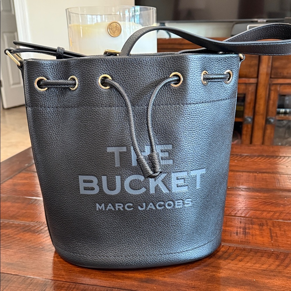 Marc Jacobs Black Bucket Shoulder Bag
